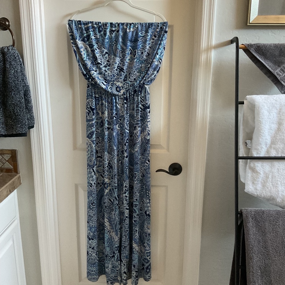 Women’s strapless wide leg flowy jumpsuit